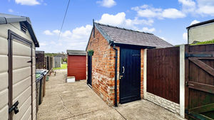 Photo 16- click for photo gallery